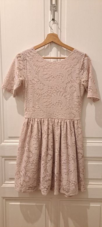 Robe rose Asos