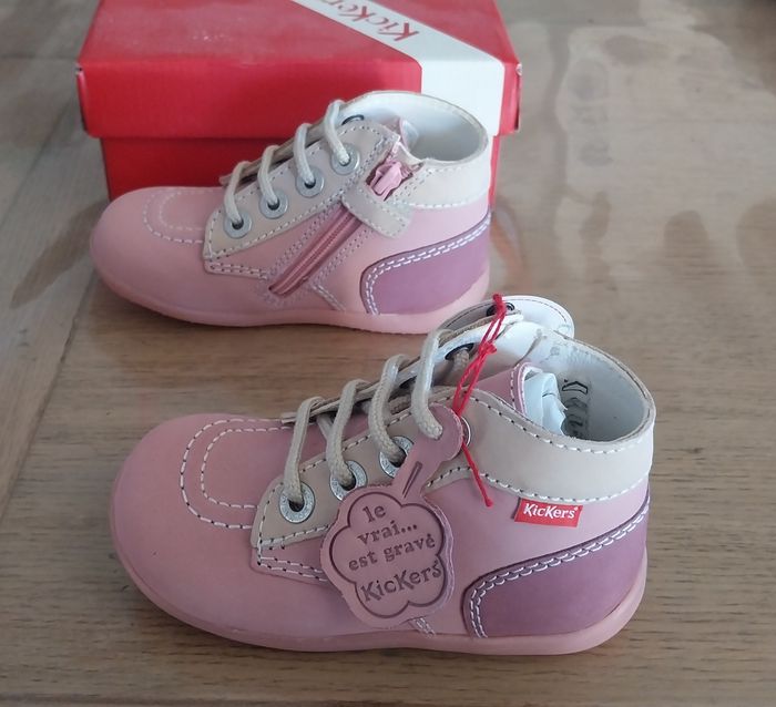 Bottines cuir fille pointure 23 neuves - photo numéro 4