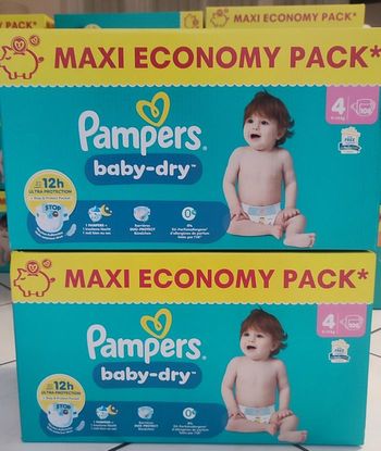 Couches Pampers Baby dry Taille 4