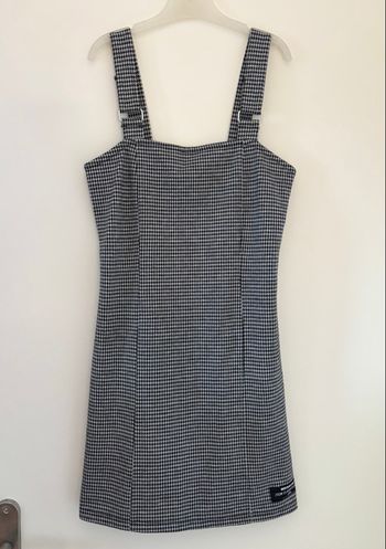 Robe courte Bershka noir et blanche