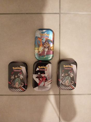Mini tin surprise