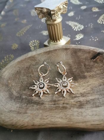 Boucles d'oreilles soleil doré