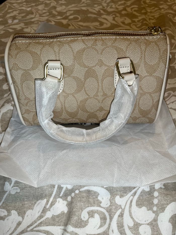 Sac coach  neuf - photo numéro 2