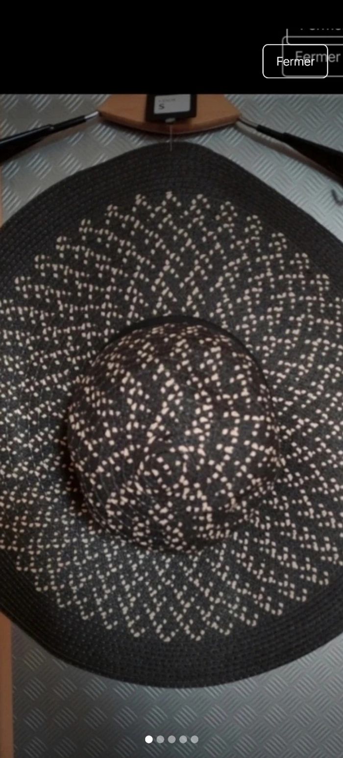 Chapeau (capeline)