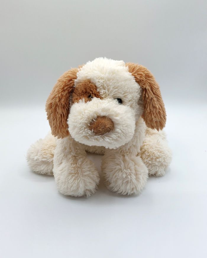 Peluche doudou chien blanc écru marron beige Carrefour cocard 40 cm yeux durs - photo numéro 2