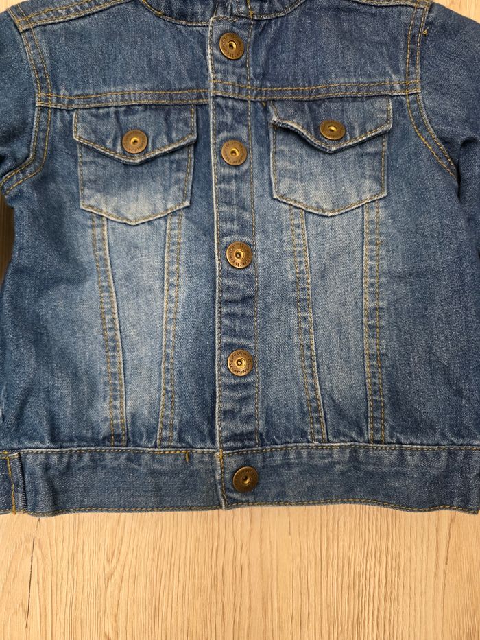 VESTE EN JEANS GARÇON TAILLE 4ANS MARQUE LES 3 SUISSES - photo numéro 5