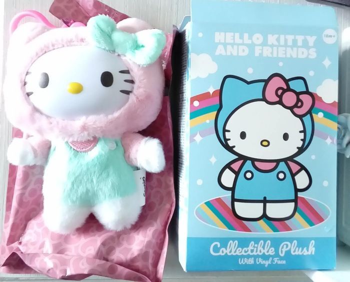 🍒 Porte-cles hello kitty and friends série 2 club 🍒 - photo numéro 1