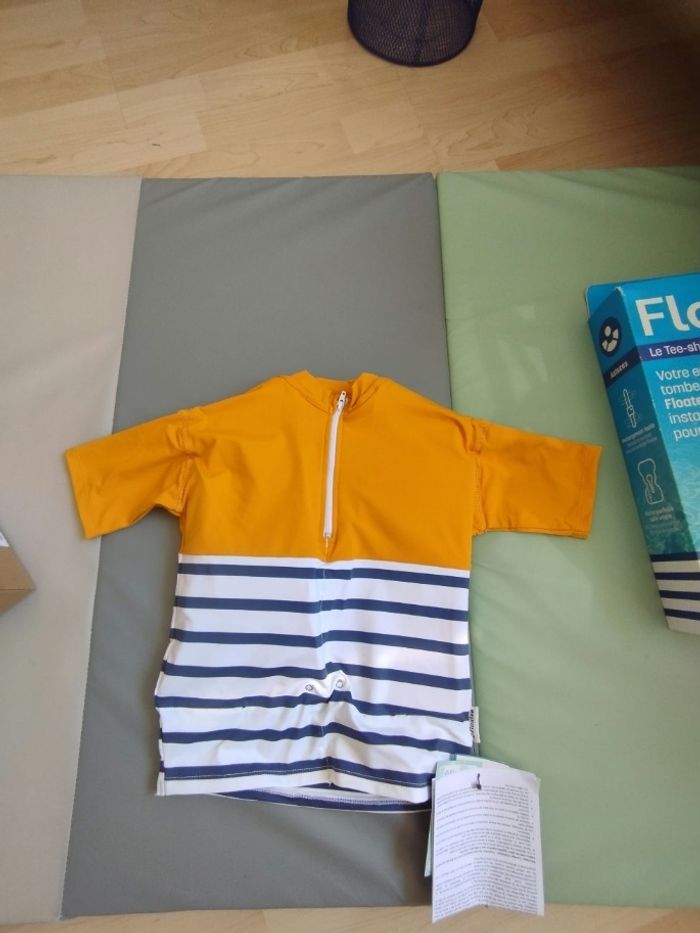T shirt anti noyade floatee taille 5 ans neuf - photo numéro 2