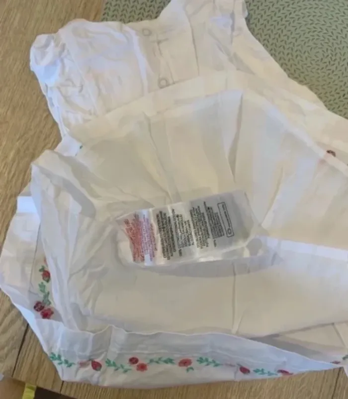 Magnifique Robe de cérémonie/baptême/mariage été blanche et coccinelle avec boomer - 12mois - photo numéro 7