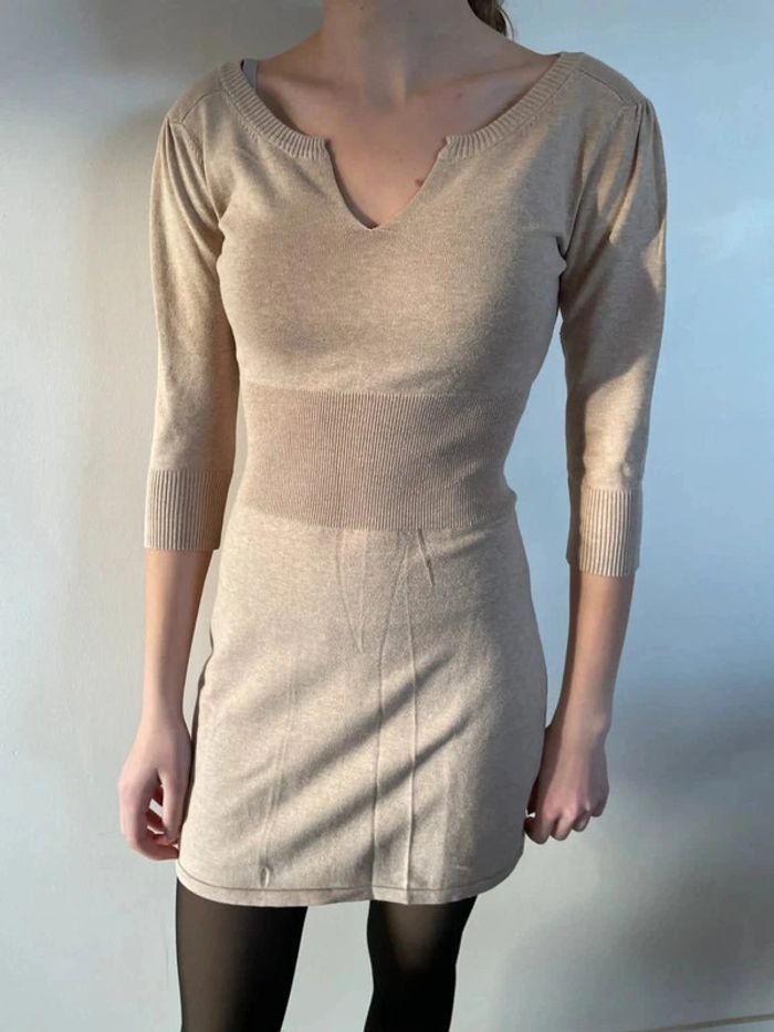 Superbe petit robe d’hiver