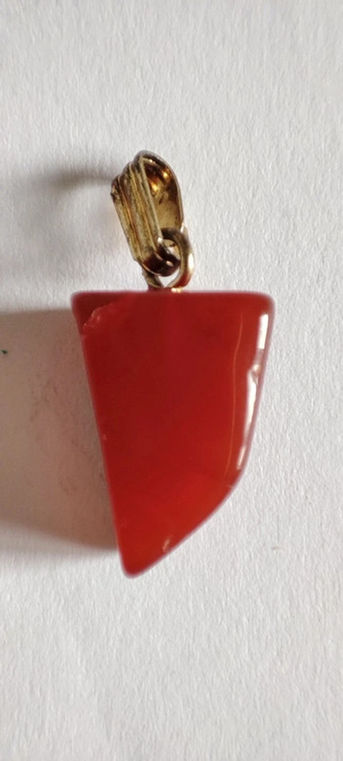 Pendentif pierre rouge - photo numéro 2