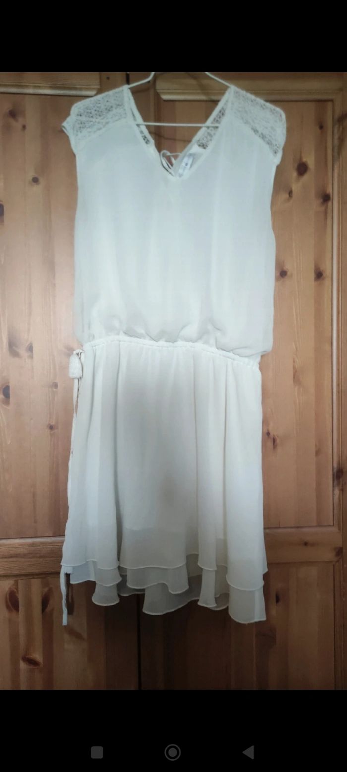 Robe niveau genoux