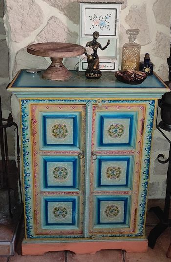 Petit meuble de rangement