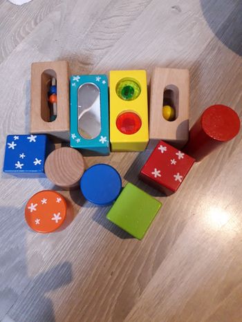 Cubes bois bébé 
