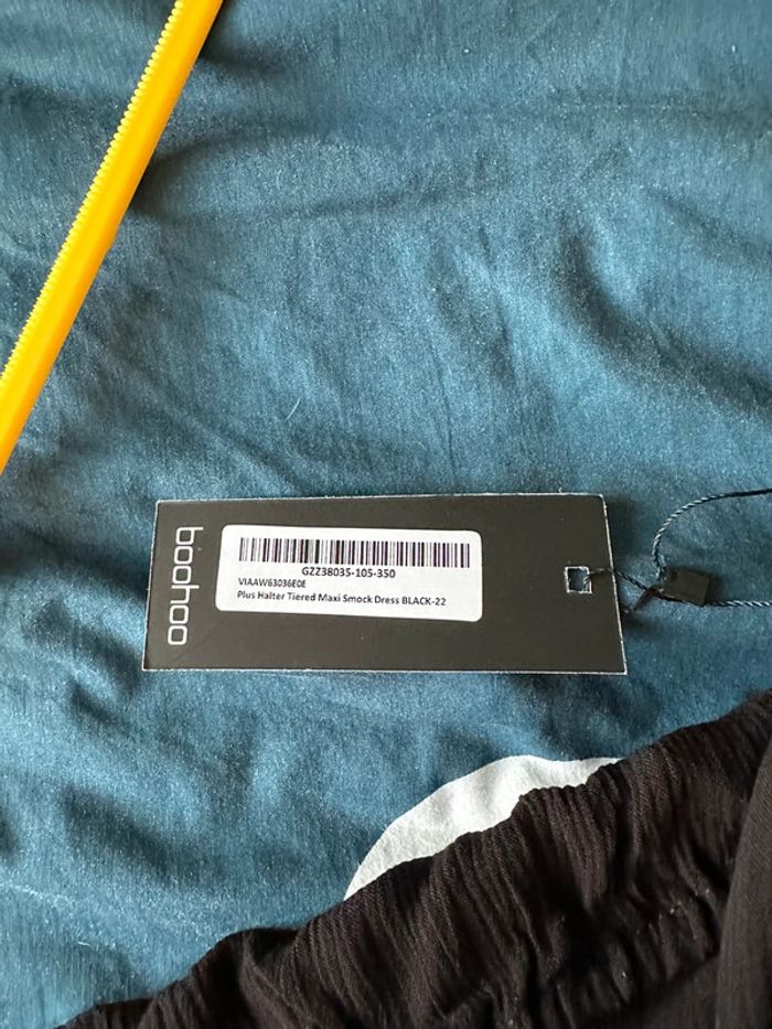 Robe dos nu boohoo - photo numéro 3