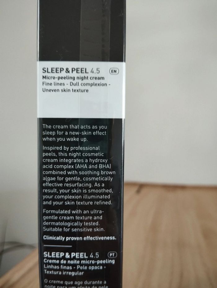 Crème micro peeling rénovatrice de nuit AHA/BHA - photo numéro 3