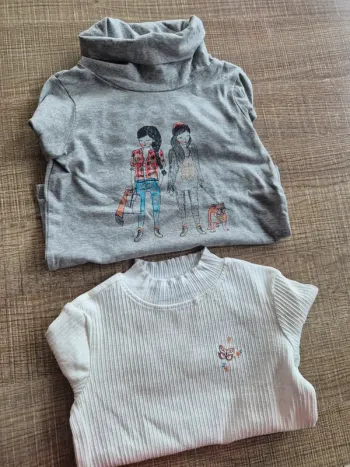 T-shirts Sergent Major et TAO 5 ans comme neufs