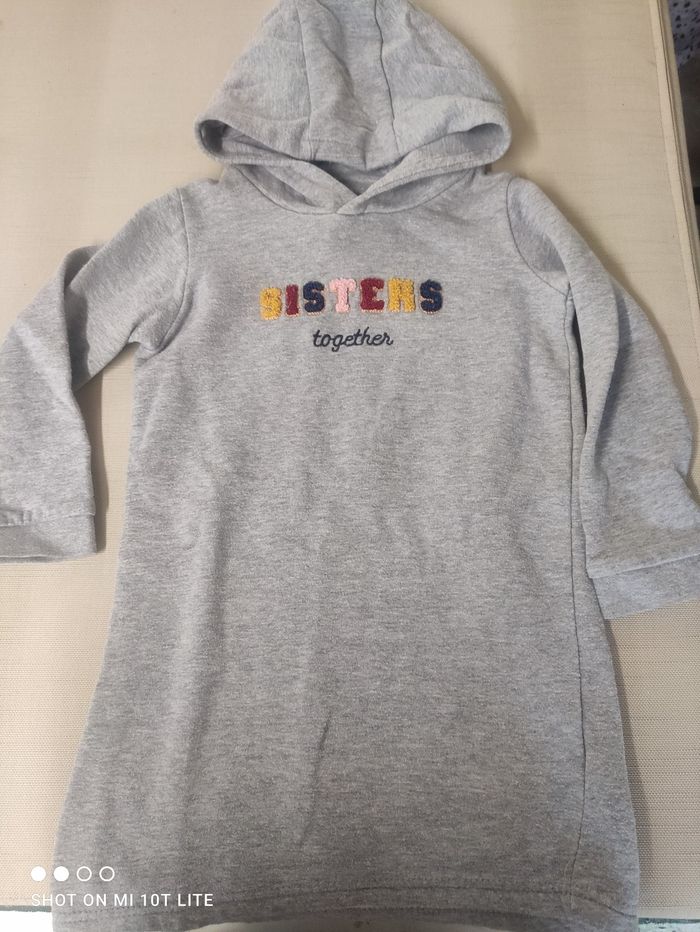 Robe sweat à capuche