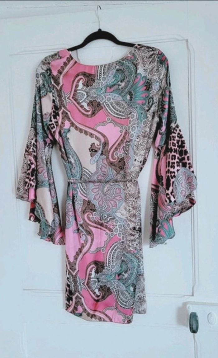Robe tunique colorée manches longue évasée papillon. TU du 36 au 40. Jeff Gallano 🥰 - photo numéro 3