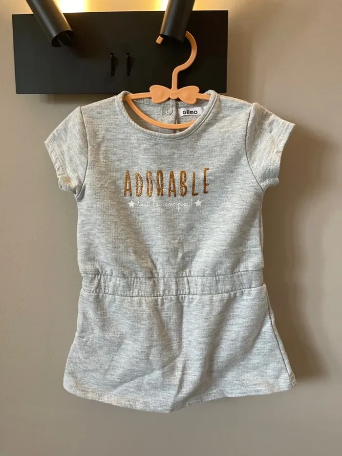 Robe neuve Gémo grise taille 18 mois