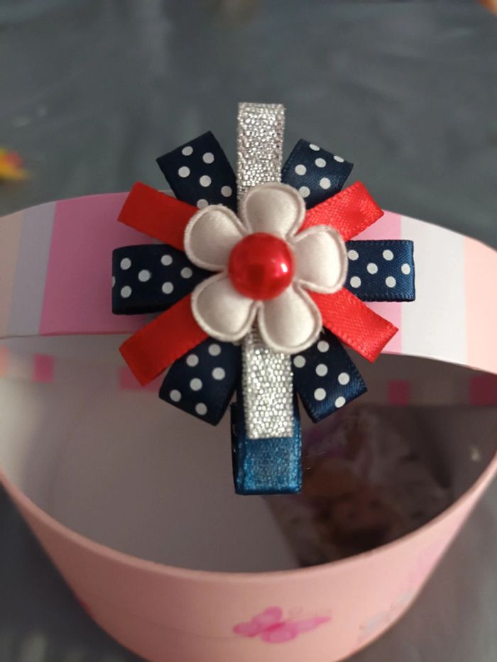 Barrette pour cheveux - photo numéro 4