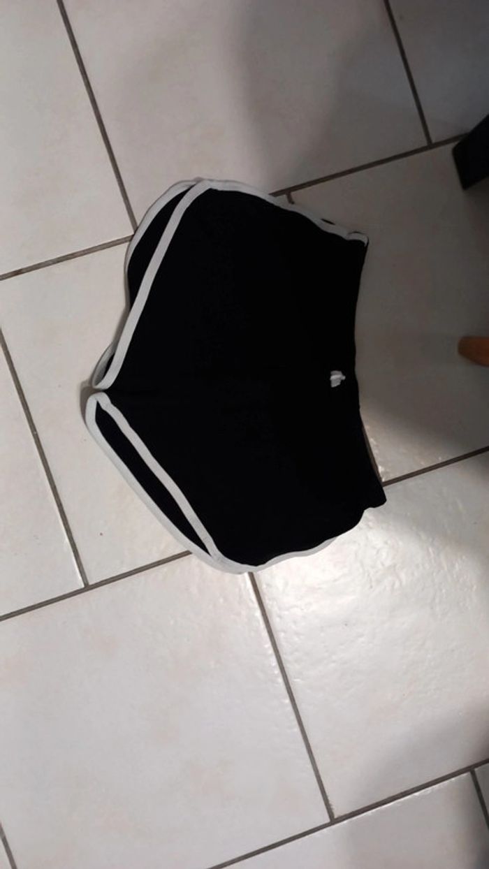 Short noir asos 34 tbe femme - photo numéro 2