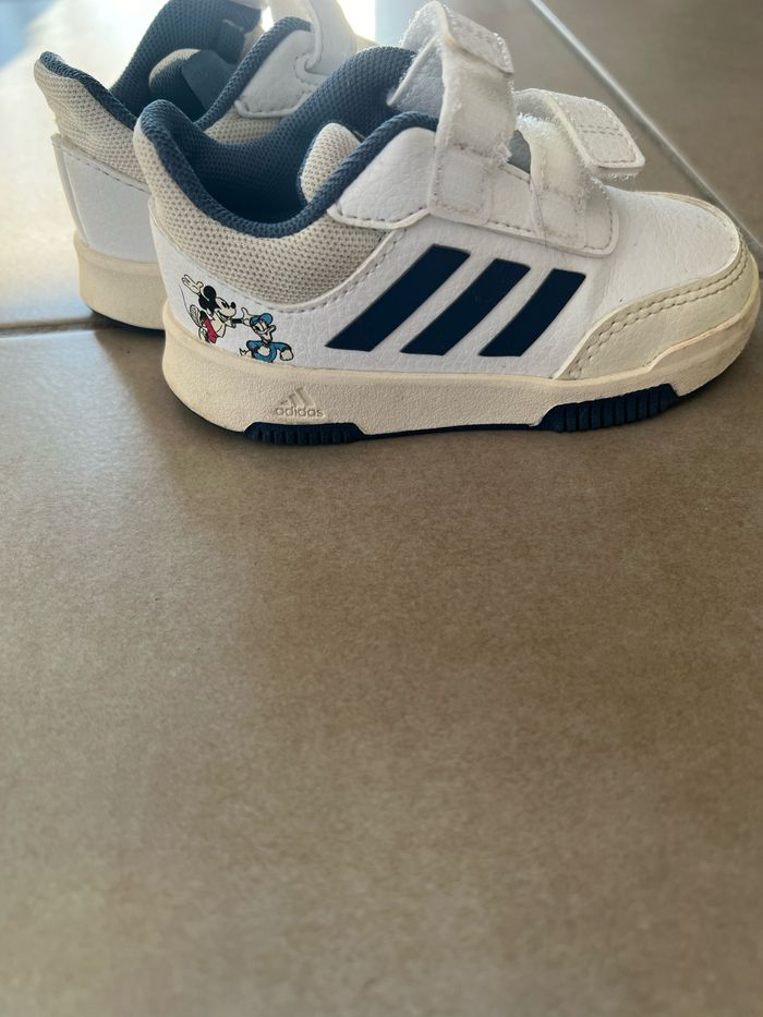 Basket Adidas Disney - photo numéro 3