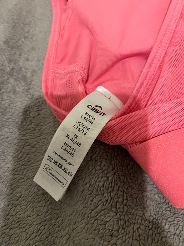 2 brassières de sport neuves - photo numéro 4