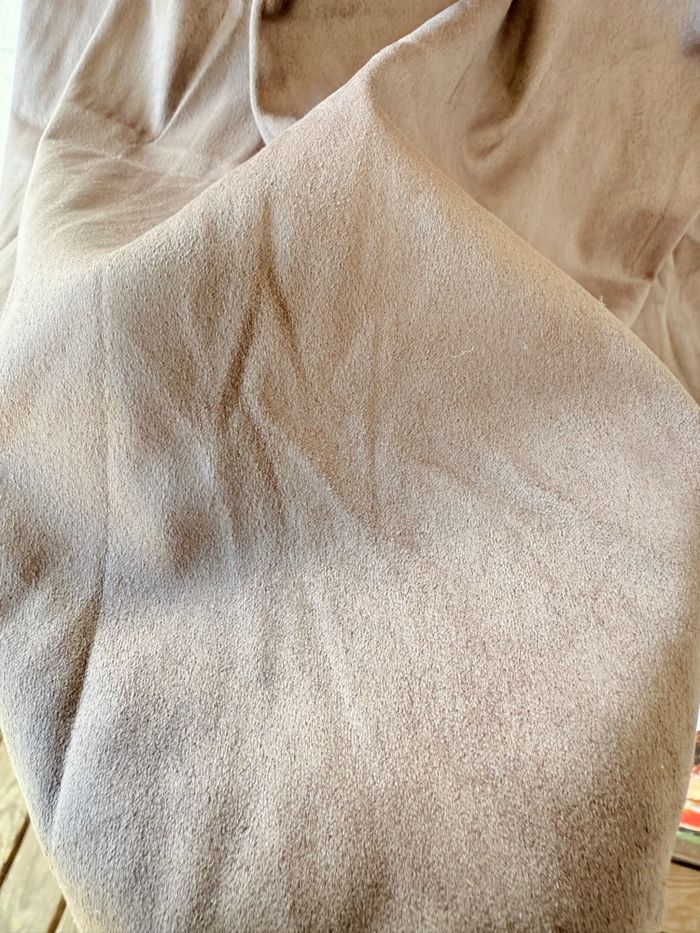 Jupe toucher peau de pêche velours marron  Légère asymétrie - photo numéro 9