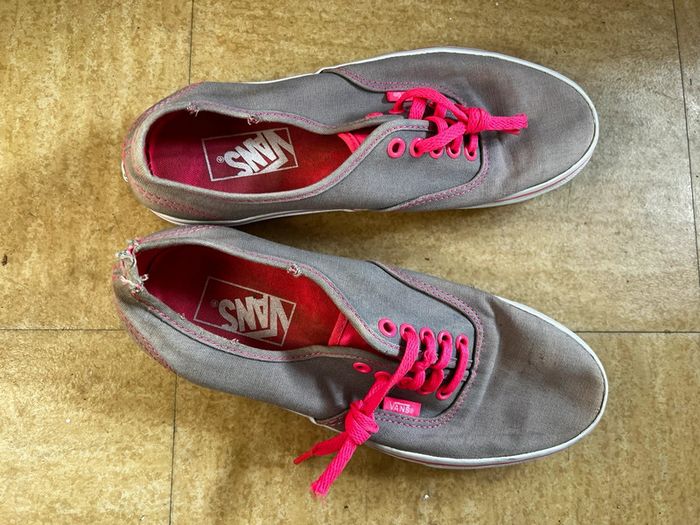 Vans gris rose 40 bon état avec ses imperfections - photo numéro 5