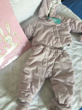 Combinaison Neuf avec étiquette 12 mois