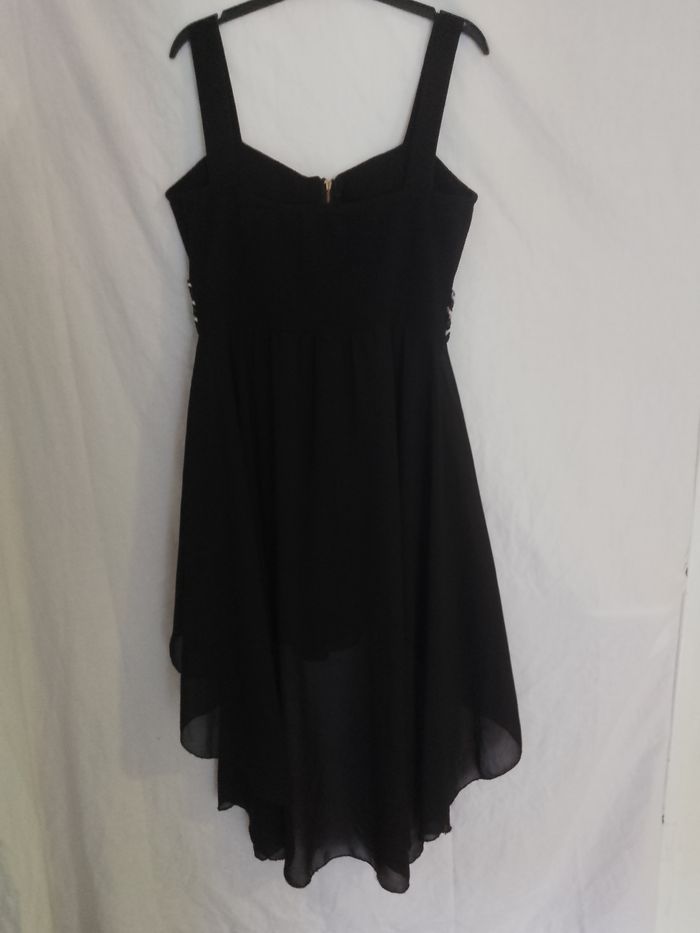 Robe noire - photo numéro 4