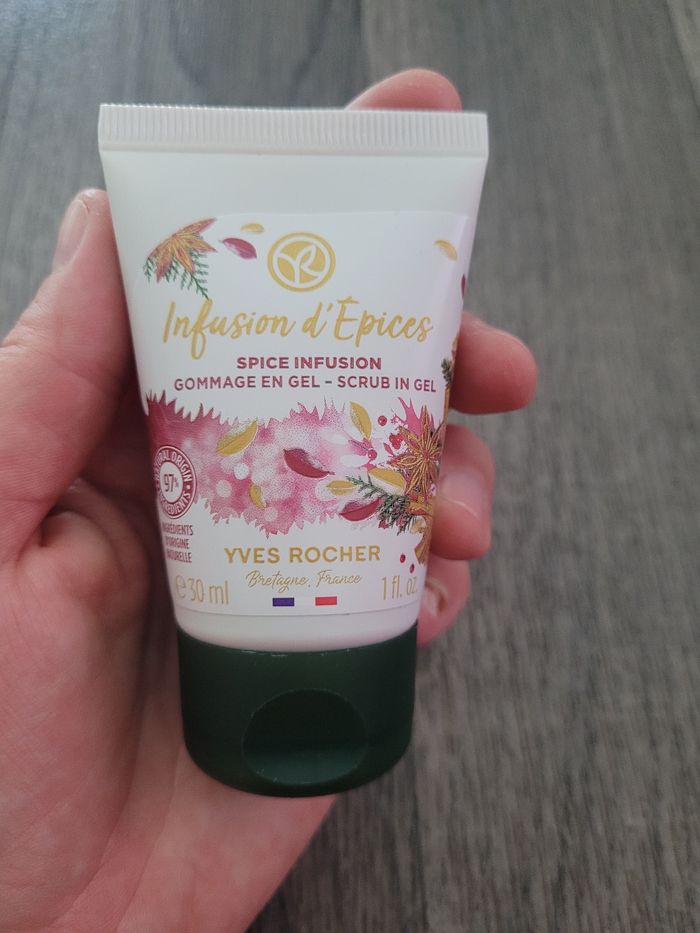 Gommage corporel Yves Rocher