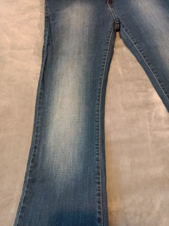 Jean taille 40 - photo numéro 2