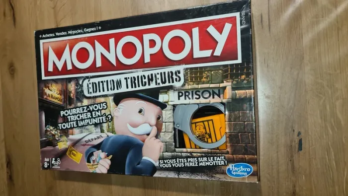 Jeu de société Monopoly Édition Tricheurs des éditions Hasbro, - photo numéro 3