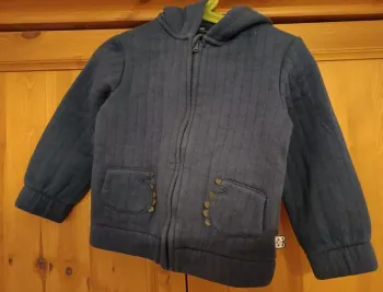 Gilet zippé capuche 36 mois