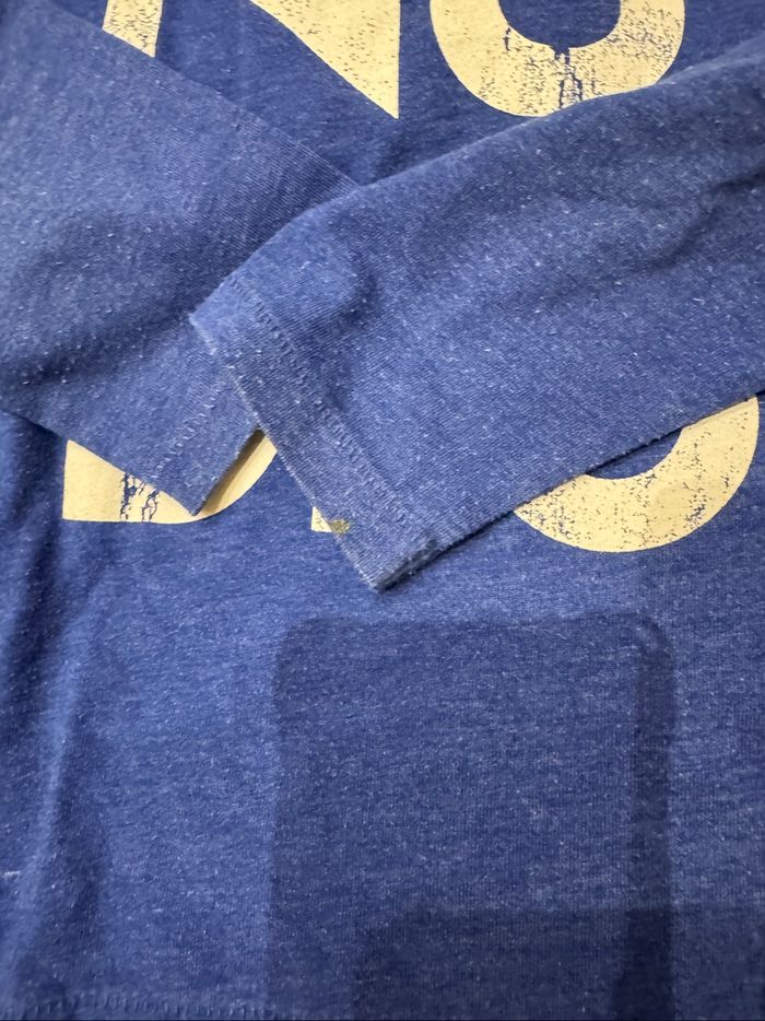 Lot comprenant un gilet et un tee-shirt à manches longues - photo numéro 3