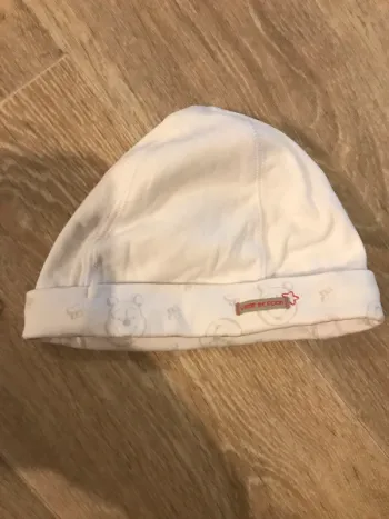 Bonnet winnie l’ourson neuf