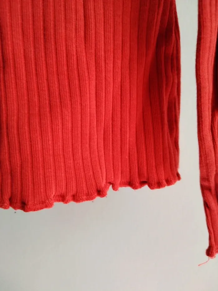 Sous-pull côtelé rouge uni H&M 7/8 ans - photo numéro 4