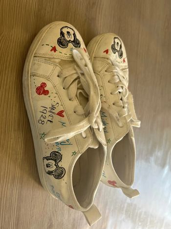 Baskets Mickey pointure 38