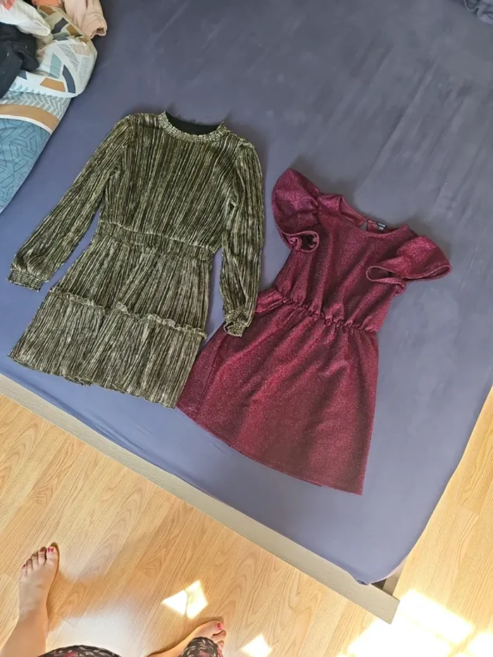Lot de 2 robes de fête fille 8 ans