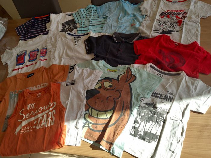 Lot de vêtements 5 ans garcon - photo numéro 2