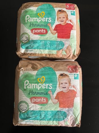 54 couches Pampers harmonie pants taille 5