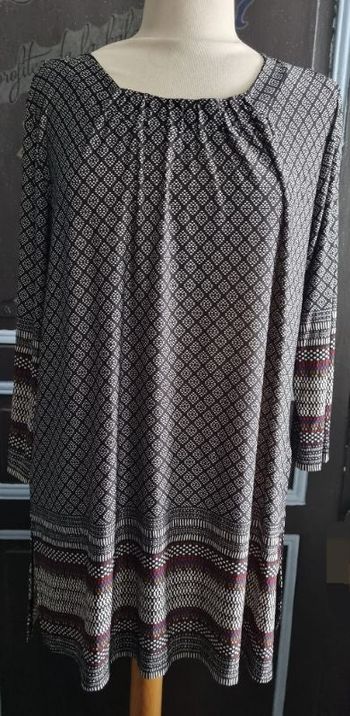 Tunique à motifs blanc et multicolore 46-48