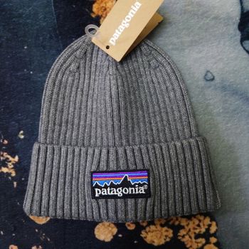 Bonnet Patagonia Gris neuf
