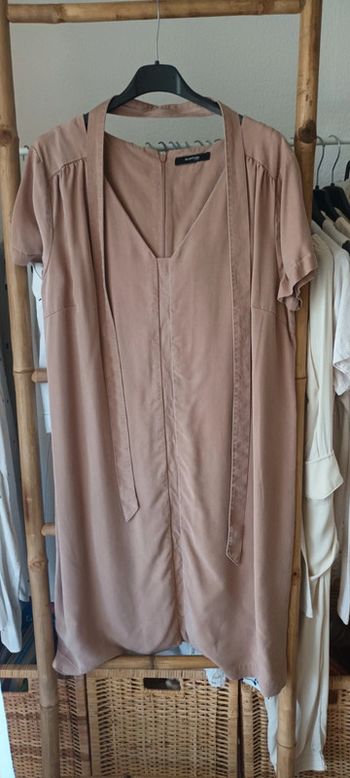 Jolie robe Burton avec ceinture taille 44