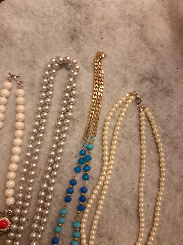 Lot de colliers blanc bleu orange - photo numéro 9