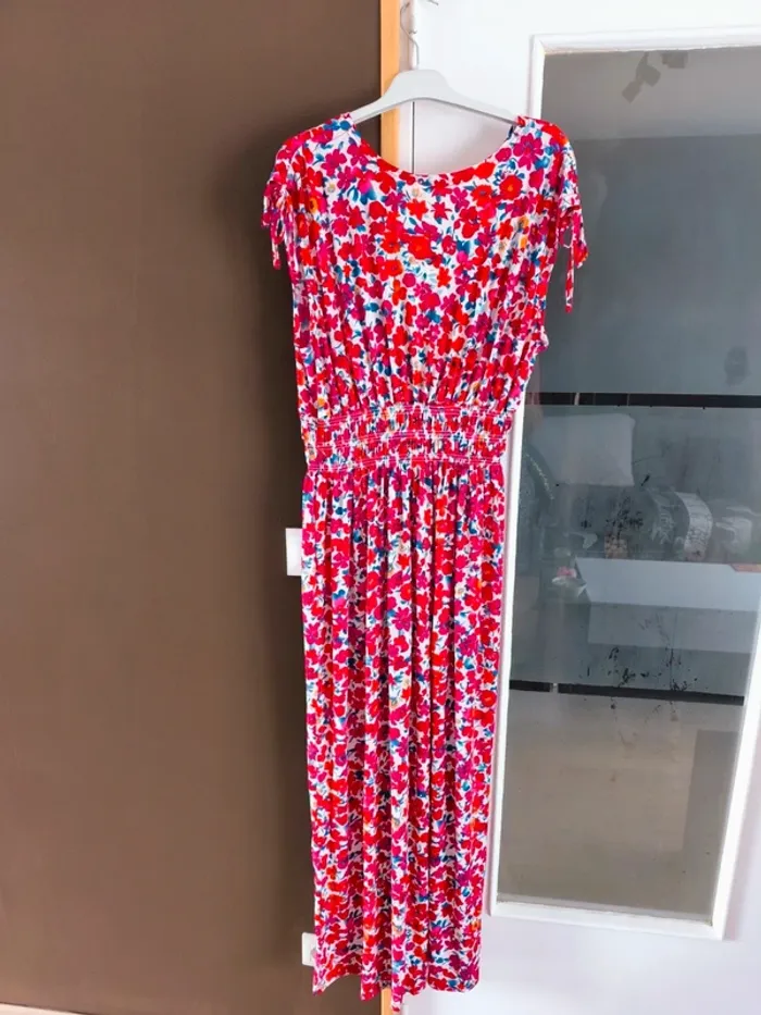 Robe longue femme été rouge et blanche à fleurs TU 38 à 46 - photo numéro 5