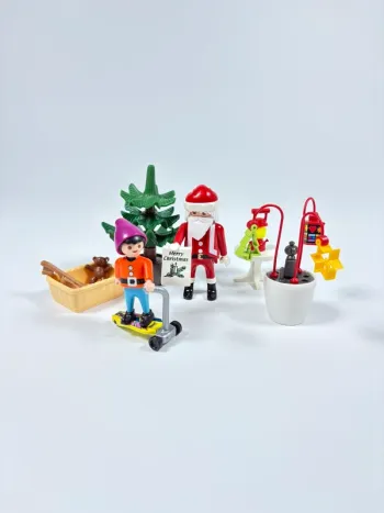 Playmobil Père Noël et lutin en trottinette