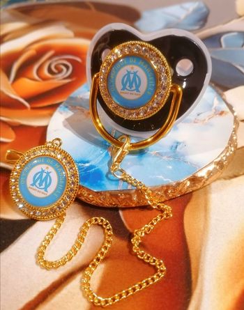 Tétine noir olympique de Marseille